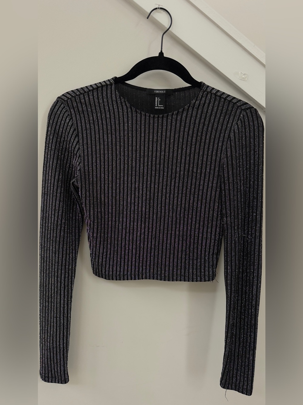 Crop long sleeve shirt